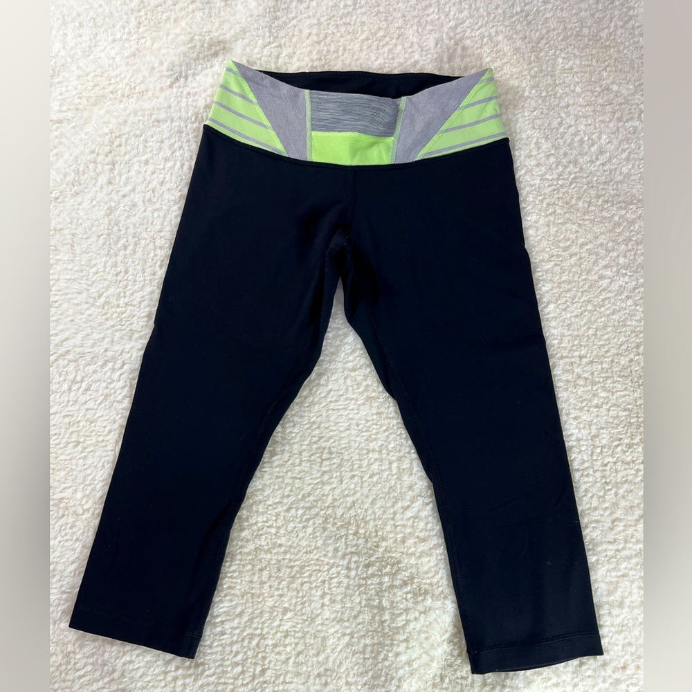 Lululemon athletica Cropped Leggings